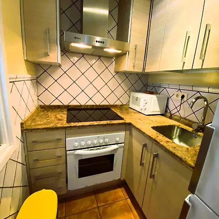 Balcon A Pistas Apartamento